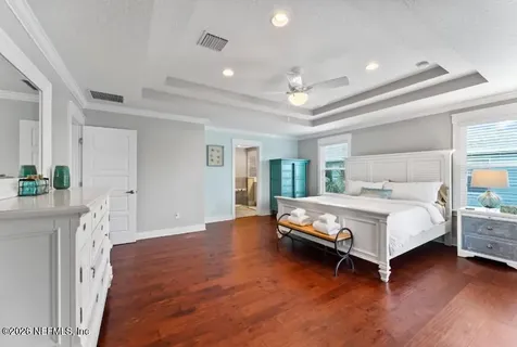 137 S 6th Avenue Jacksonville Beach FL 32250