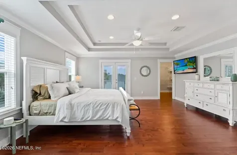 137 S 6th Avenue Jacksonville Beach FL 32250