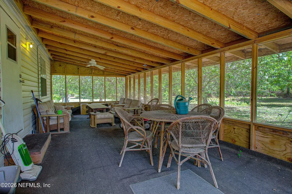 28050 Roundup Place Hilliard FL 32046