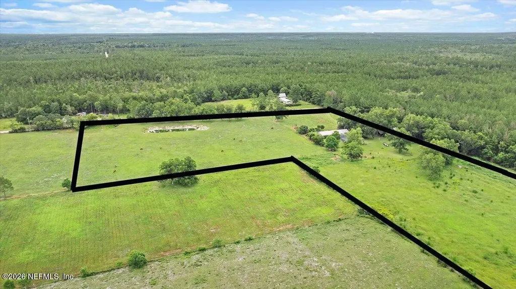 3476 Clifford Dugger Road Glen St. Mary FL 32040