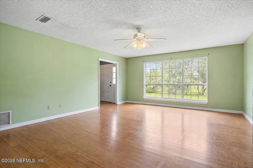3476 Clifford Dugger Road Glen St. Mary FL 32040