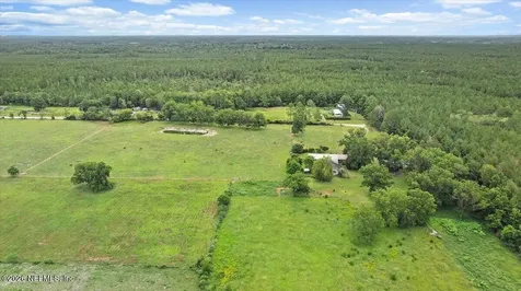 3476 Clifford Dugger Road Glen St. Mary FL 32040