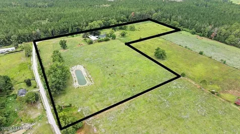 3476 Clifford Dugger Road Glen St. Mary FL 32040