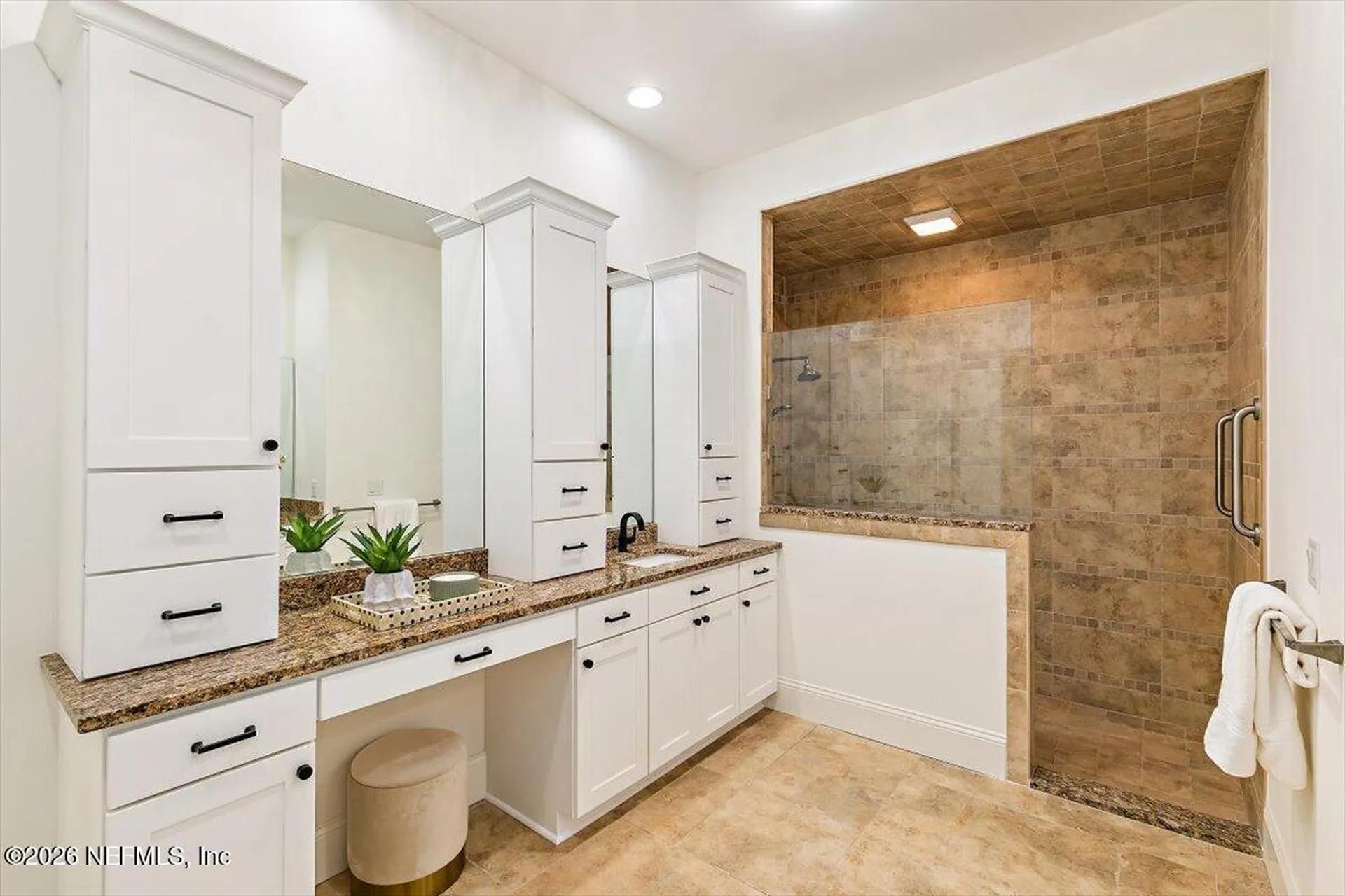 5226 Commissioners Drive Jacksonville FL 32224
