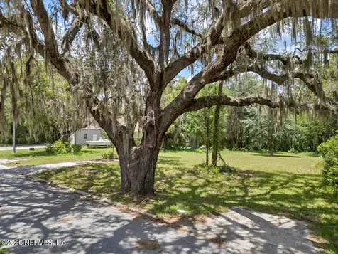 1308 East Street Green Cove Springs FL 32043