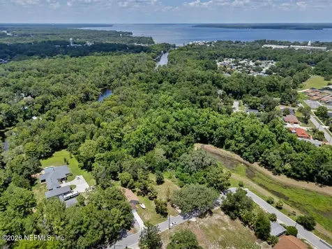 1308 East Street Green Cove Springs FL 32043