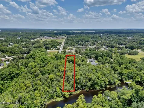 1308 East Street Green Cove Springs FL 32043