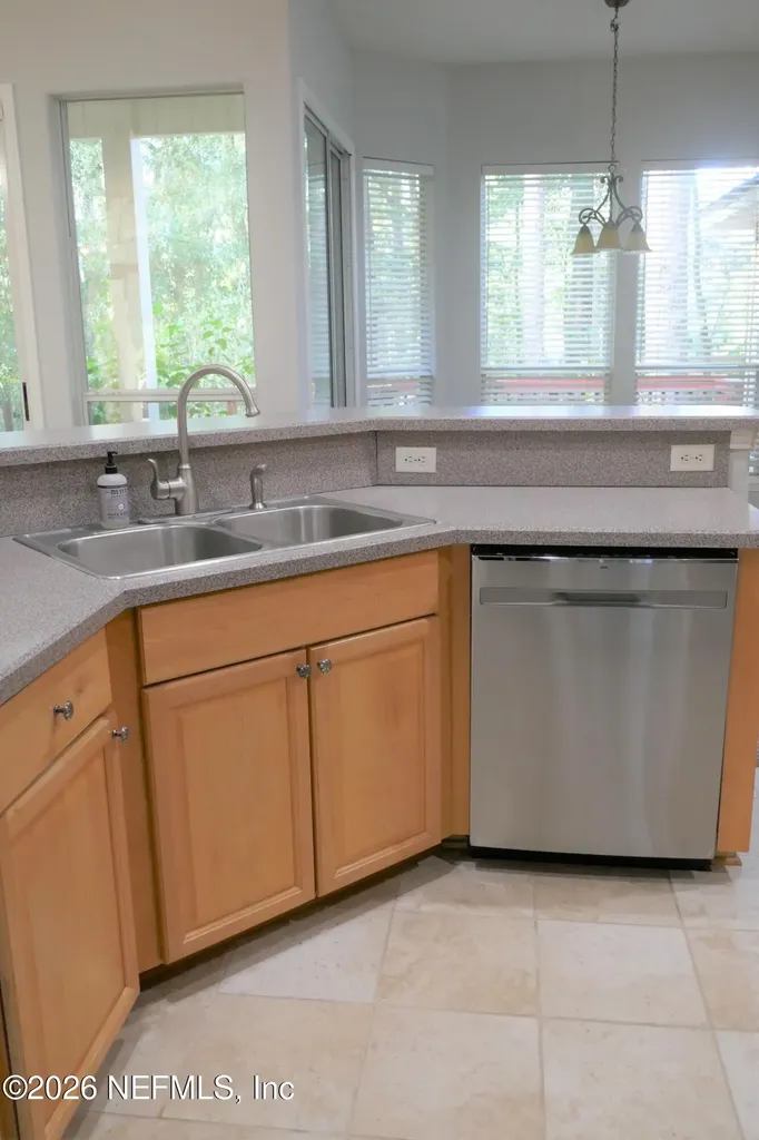 2359 Huckins Court Jacksonville FL 32225