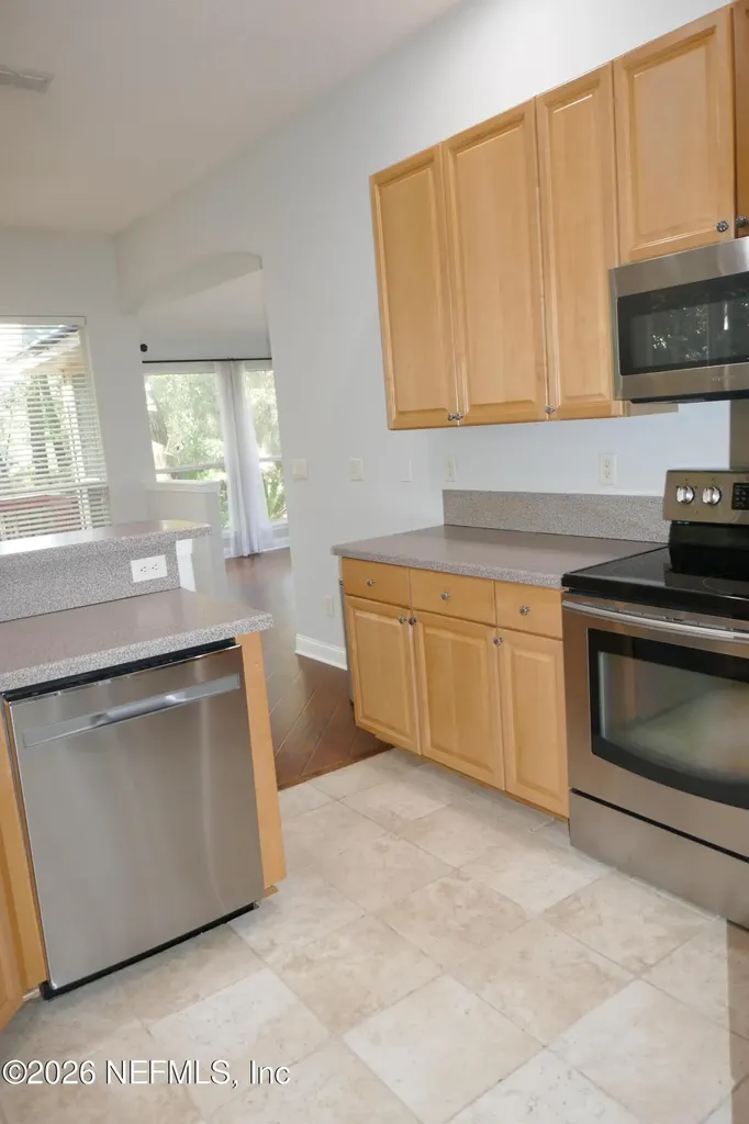2359 Huckins Court Jacksonville FL 32225