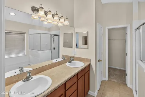 8123 NW 51st Drive Gainesville FL 32653