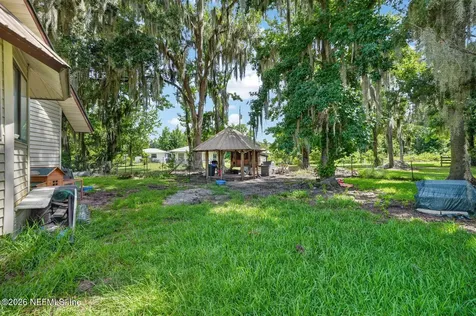 110 Palm Avenue Crescent City FL 32112