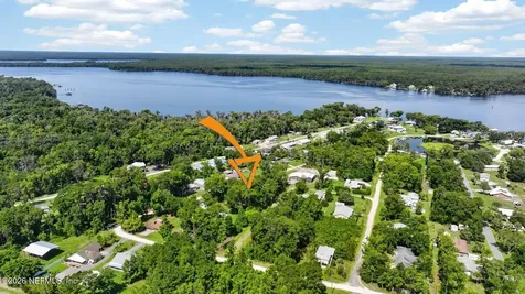 110 Palm Avenue Crescent City FL 32112
