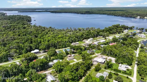 110 Palm Avenue Crescent City FL 32112