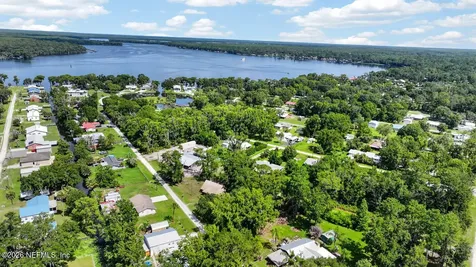110 Palm Avenue Crescent City FL 32112