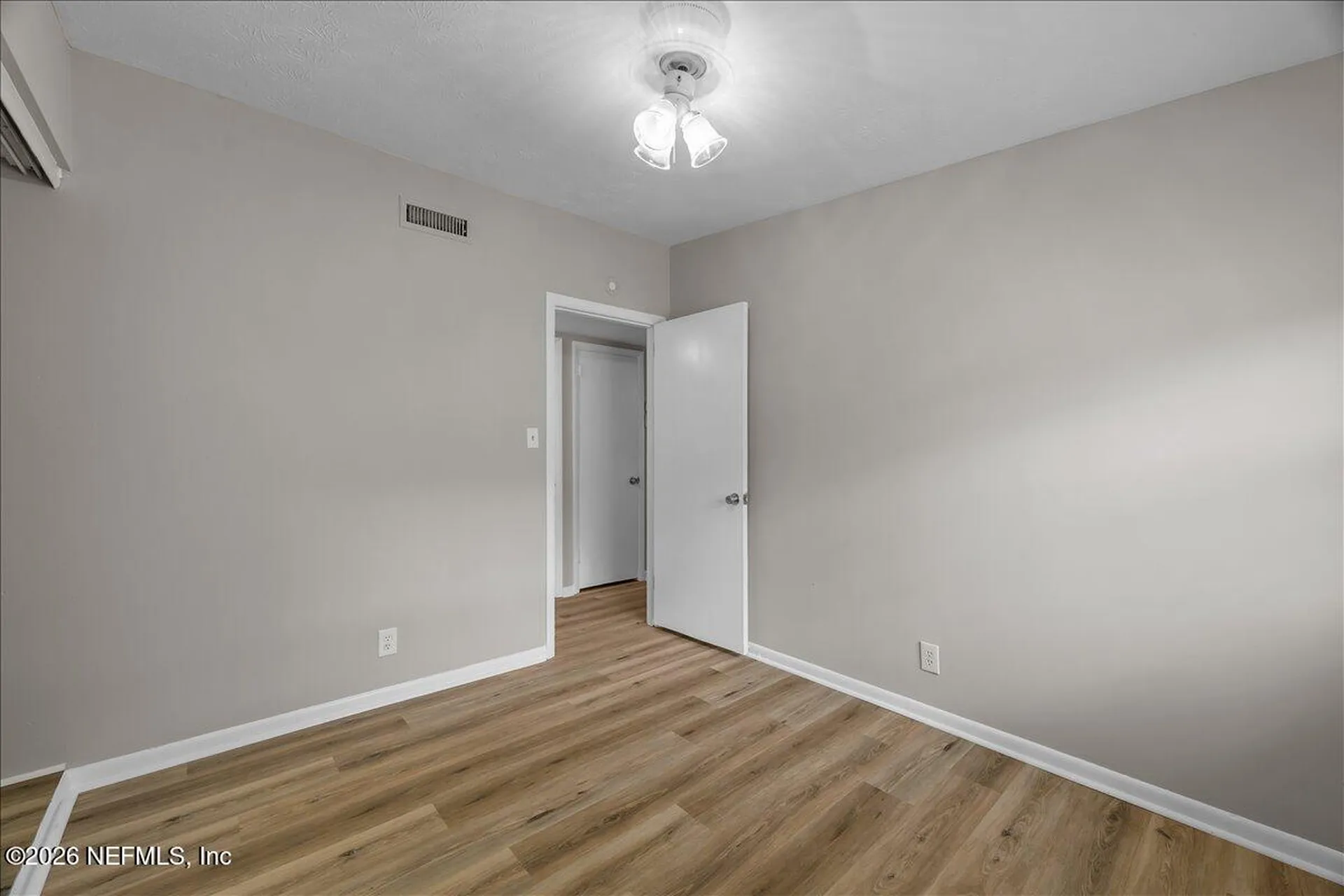 8712 Mathonia Avenue Jacksonville FL 32211