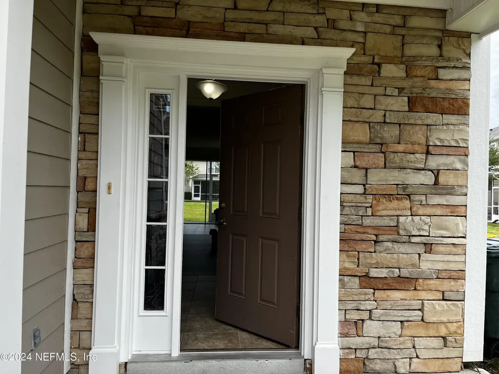 7180 Stonelion Circle Jacksonville FL 32256