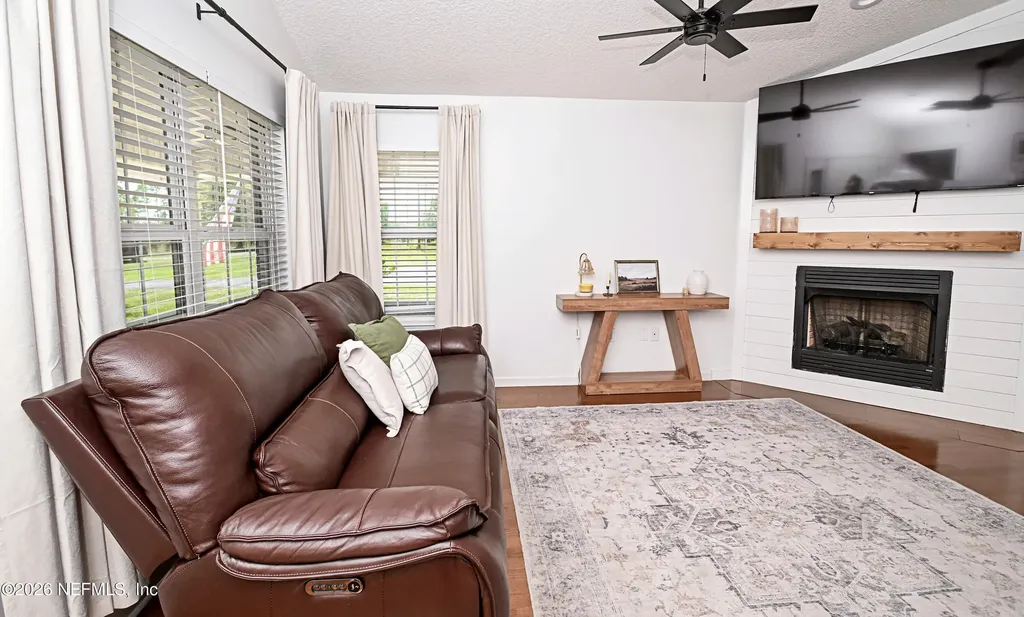 11485 Peacock Creek Road Glen St. Mary FL 32040