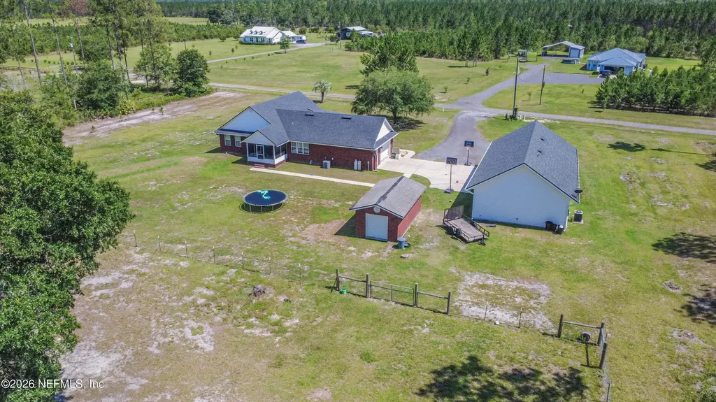 11485 Peacock Creek Road Glen St. Mary FL 32040