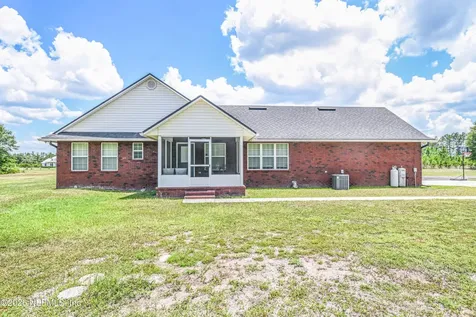 11485 Peacock Creek Road Glen St. Mary FL 32040