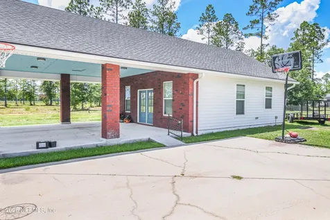 11485 Peacock Creek Road Glen St. Mary FL 32040