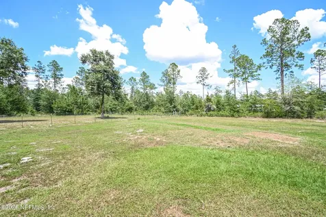 11485 Peacock Creek Road Glen St. Mary FL 32040