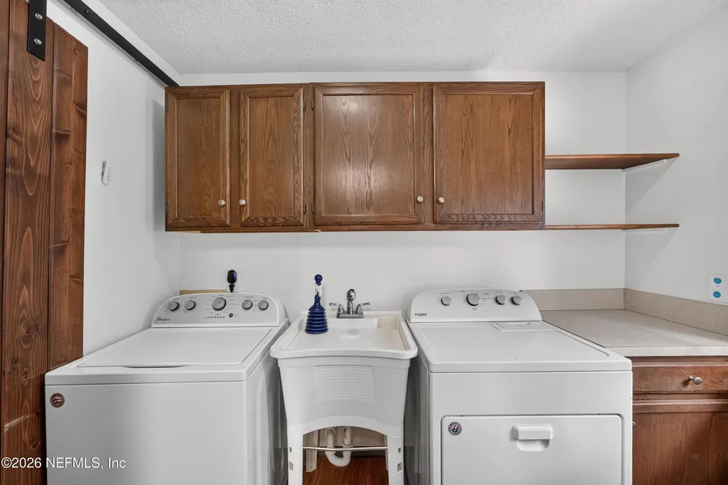 892 Branscomb Road Green Cove Springs FL 32043