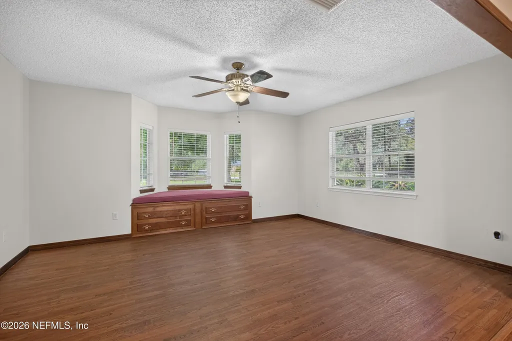 892 Branscomb Road Green Cove Springs FL 32043