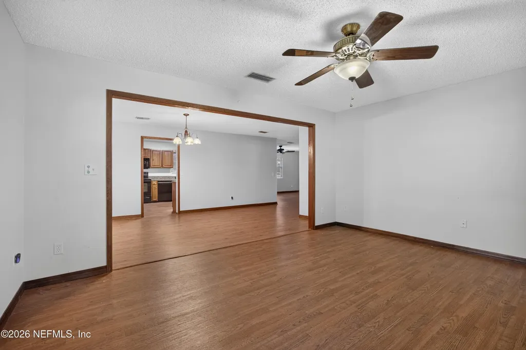 892 Branscomb Road Green Cove Springs FL 32043