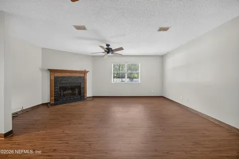 892 Branscomb Road Green Cove Springs FL 32043