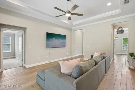 272 Prince Albert Avenue St. Johns FL 32259
