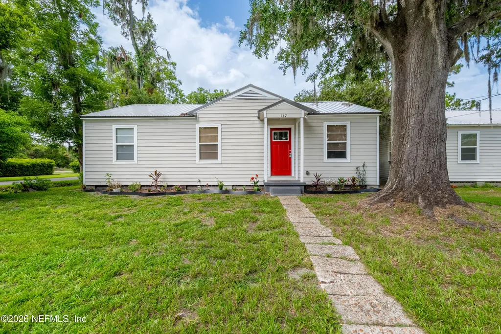 137 W Washington Street Starke FL 32091