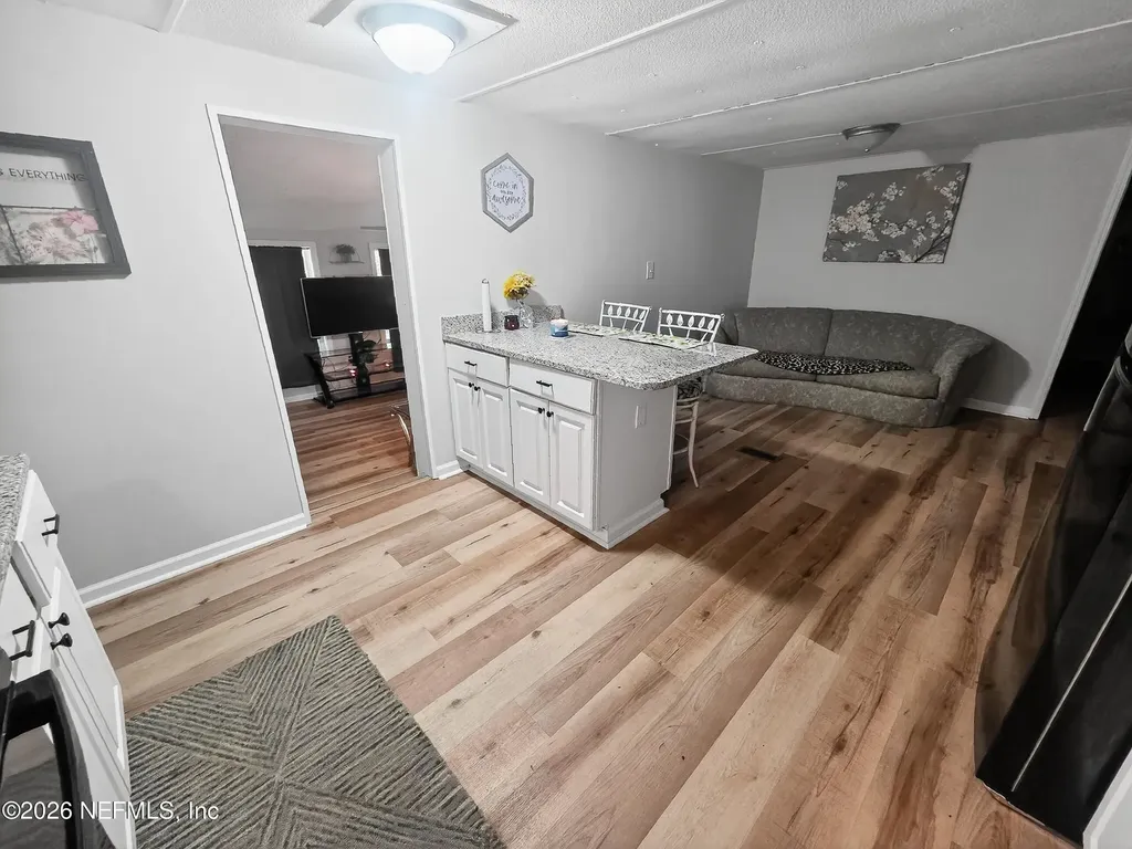 9332 Cedar Road Macclenny FL 32063