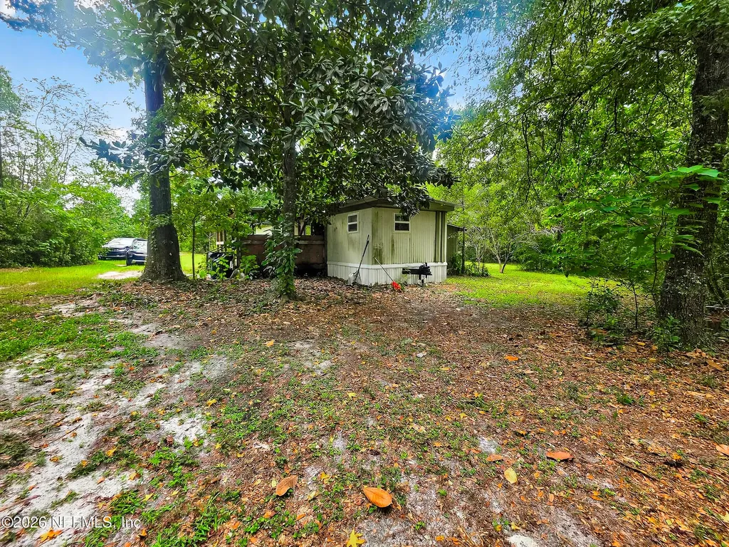 9332 Cedar Road Macclenny FL 32063
