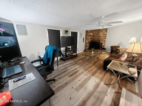 9332 Cedar Road Macclenny FL 32063