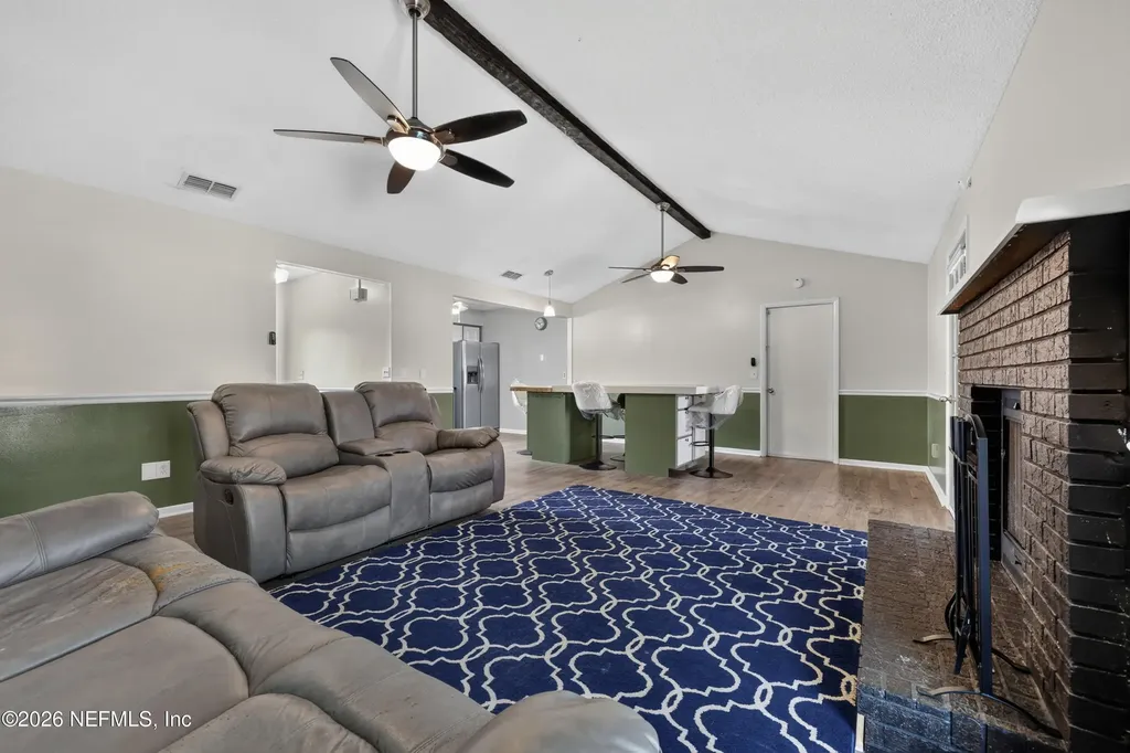 2084 Broad Oak Drive Jacksonville FL 32225