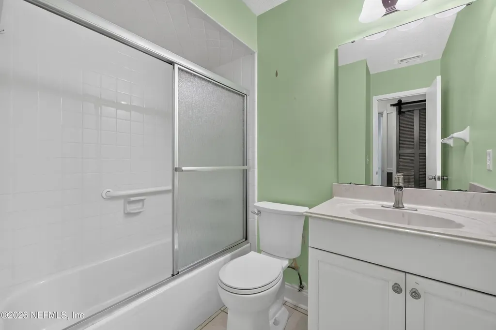 2084 Broad Oak Drive Jacksonville FL 32225