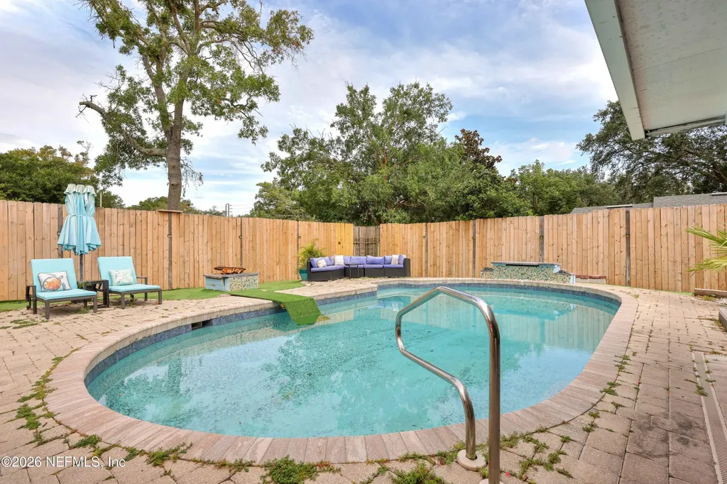 2084 Broad Oak Drive Jacksonville FL 32225