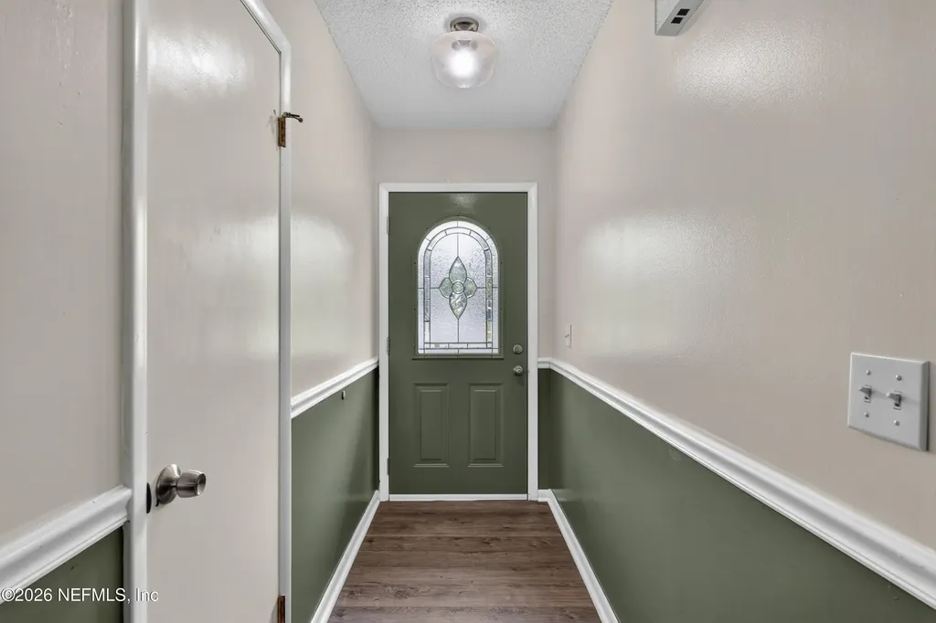 2084 Broad Oak Drive Jacksonville FL 32225