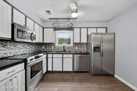 2084 Broad Oak Drive Jacksonville FL 32225