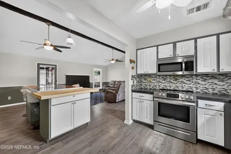 2084 Broad Oak Drive Jacksonville FL 32225