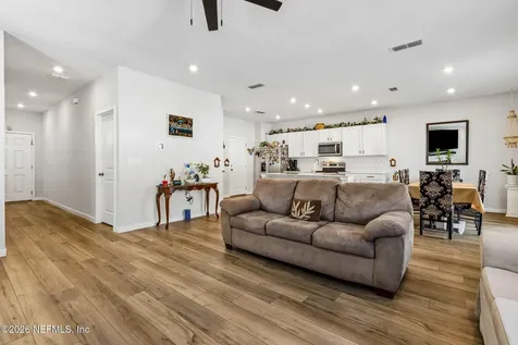 72 Brazil Nut Circle Jacksonville FL 32218
