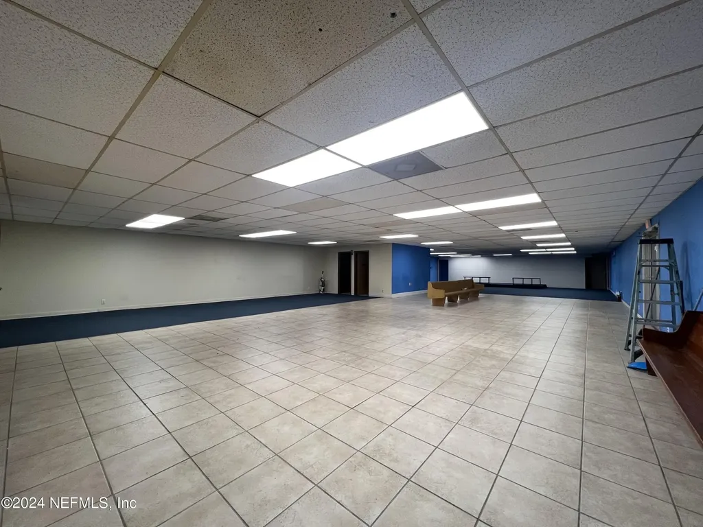 1239 Rogero Road Jacksonville FL 32211