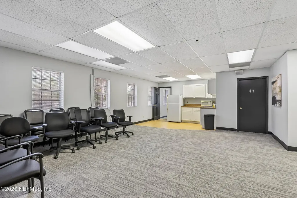 4455 Baymeadows Road Jacksonville FL 32217