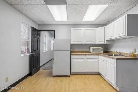 4455 Baymeadows Road Jacksonville FL 32217