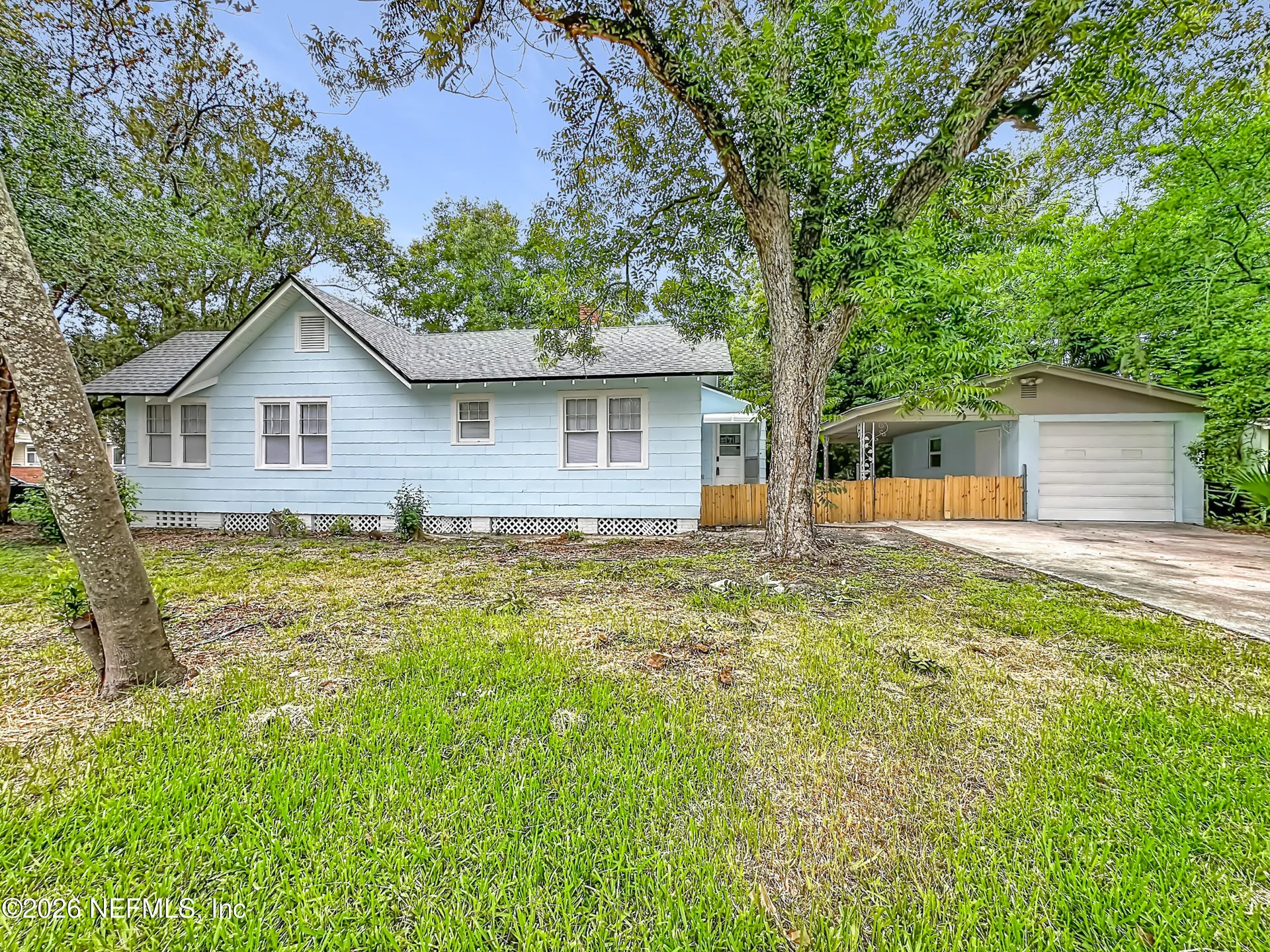 153 E 43rd Street E Jacksonville FL 32208