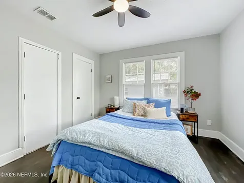 153 E 43rd Street E Jacksonville FL 32208