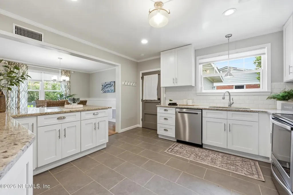 4385 Worth Drive E Jacksonville FL 32207