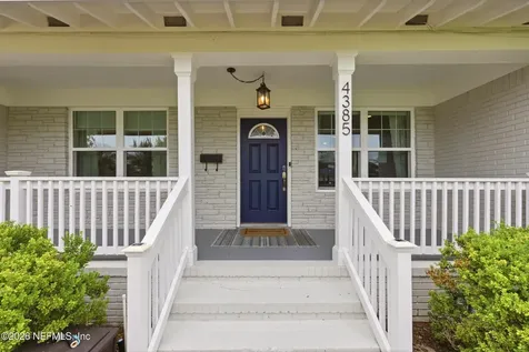 4385 Worth Drive E Jacksonville FL 32207
