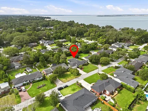 4385 Worth Drive E Jacksonville FL 32207