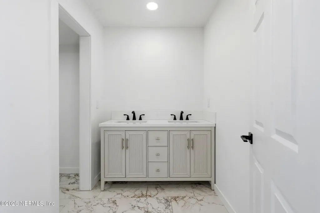 2614 SW 14th Drive Gainesville FL 32608